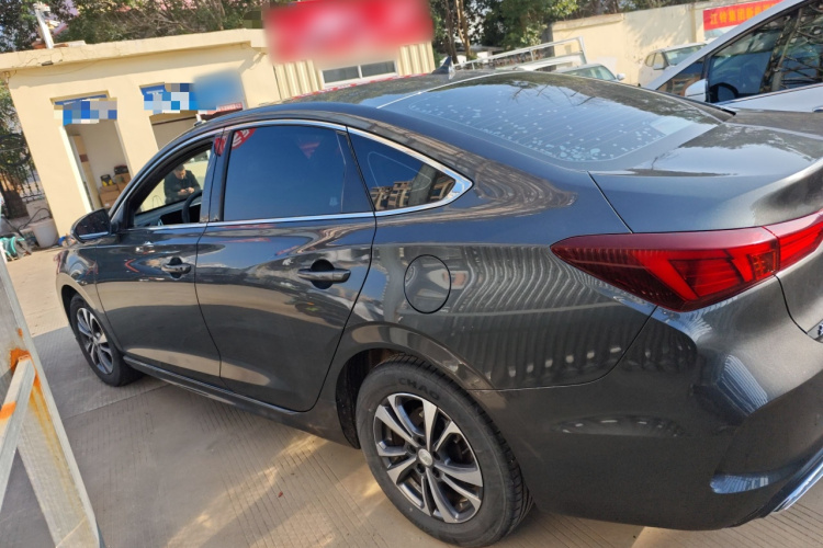 长安 逸动 2023款 畅享版 PLUS 蓝鲸NE 1.4T GDI DCT尊贵版车身外观6003