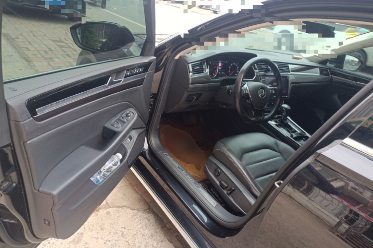 大众 辉昂 2019款 380TSI 两驱商务版 国VI中控内饰7003