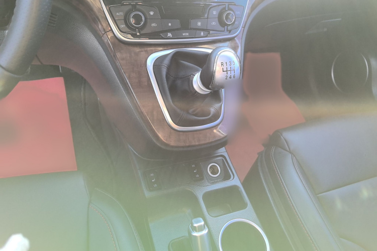 哈弗H6 2015款 改款 运动版 1.5T 手动两驱精英型局部细节18