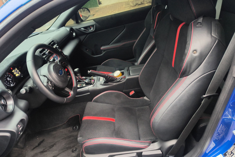 斯巴鲁BRZ 2022款 2.4L 自动版EyeSight中控内饰19
