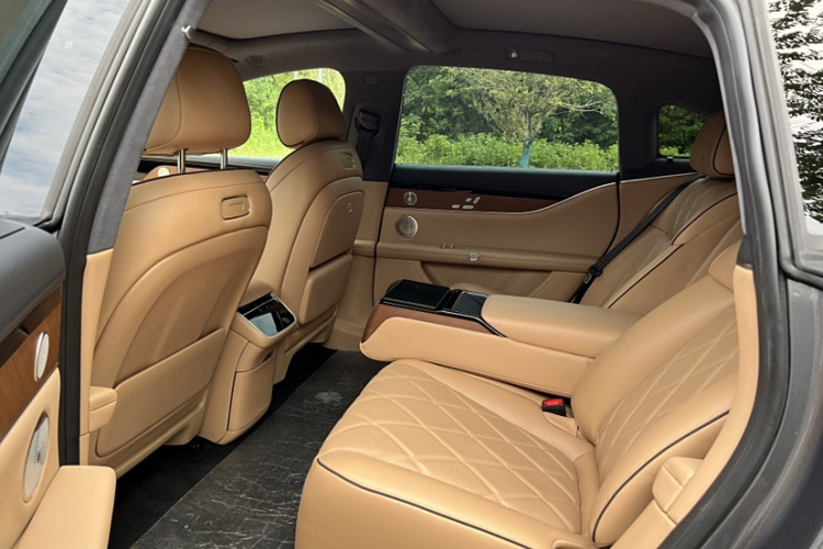 鸿蒙智行 享界S9 2024款 纯电 Ultra 四驱旗舰版中控内饰7005