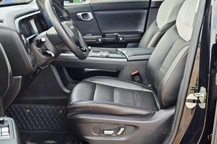 北京BJ30 2024款 1.5T 魔核电驱进阶版中控内饰7005