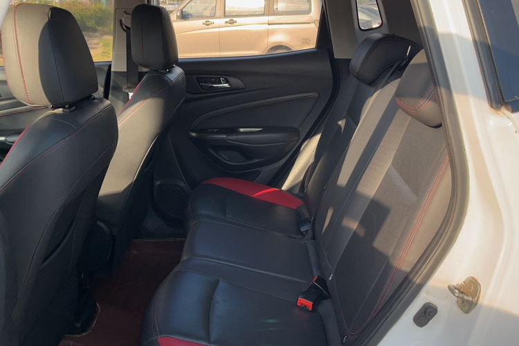 长安CS15 2016款 1.5L 手动豪华版中控内饰7003