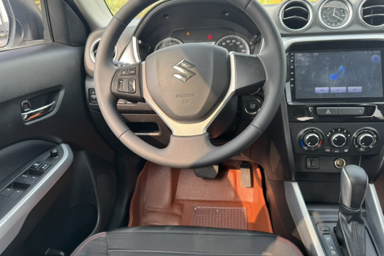 铃木 维特拉 2016款 1.4T 自动两驱精英型局部细节13