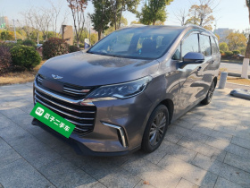 上汽大通MAXUS 大通G50 2019款 1.5T 自动精英版 国VI