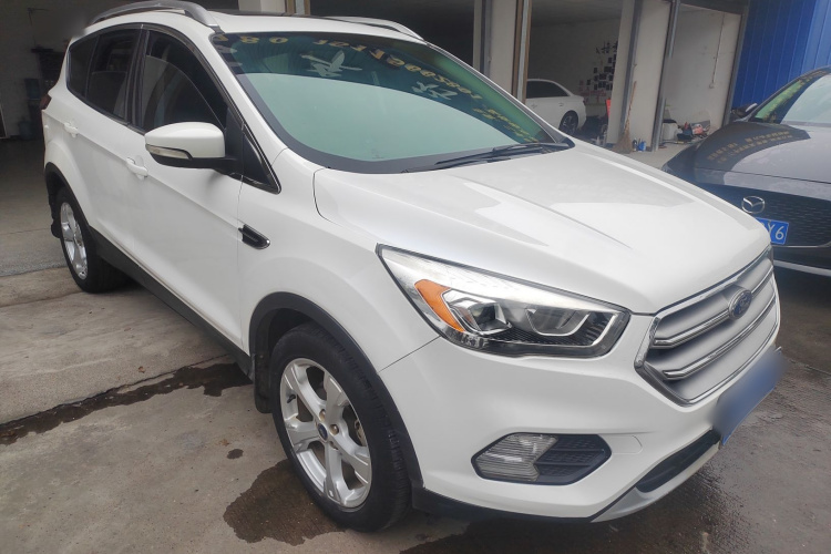 福特 翼虎 2018款 EcoBoost 180 两驱铂翼型车身外观3