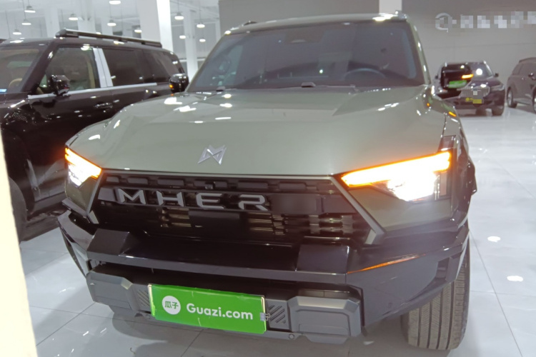 猛士M817 2025款 Hero车身外观2