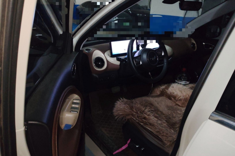 五菱汽车 五菱缤果 2023款 410km 灵犀尊享款中控内饰7003