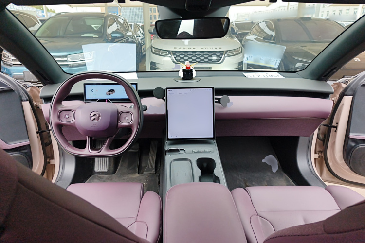 蔚来ET5 2022款 75kWh中控内饰12