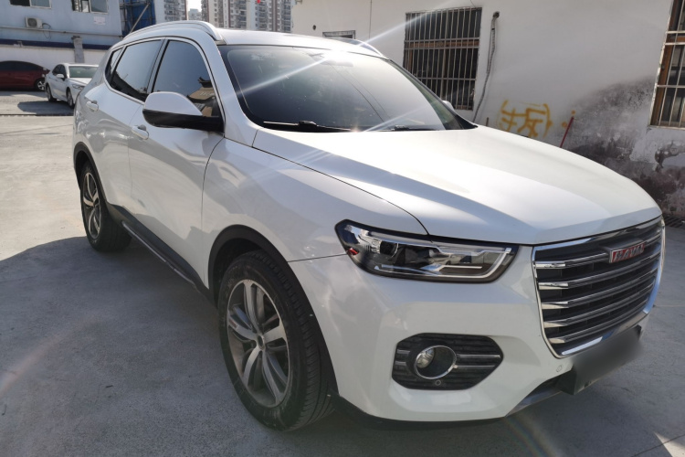 哈弗H6 2017款 红标 2.0T 自动两驱智尚型车身外观3