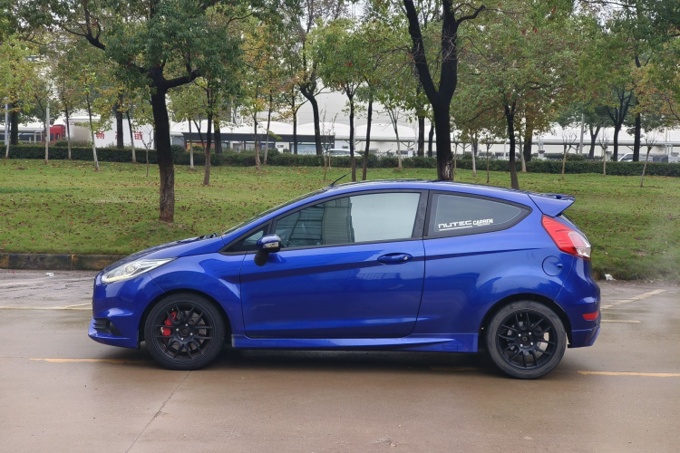 福特 嘉年华(进口) 2013款 1.6T ST车身外观6003