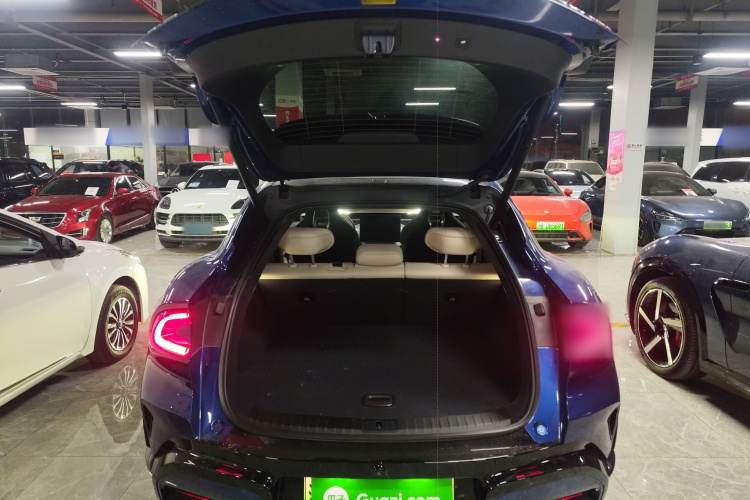 小米汽车 小米YU7 2025款 超长续航高性能四驱Max版局部细节23