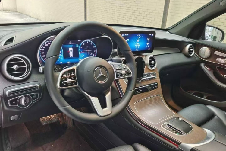 奔驰GLC 2020款 GLC 300 L 4MATIC 动感型中控内饰7002