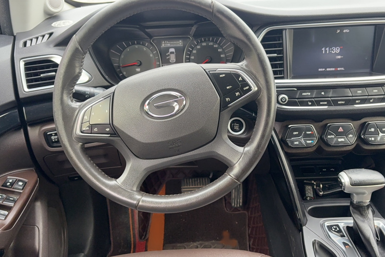 广汽传祺 传祺GS4 2017款 235T 自动两驱豪华智联版局部细节13