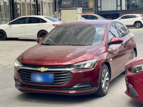 雪佛兰 科鲁泽 2022款 320 自动悦享天窗版