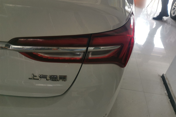 别克 威朗 2020款 20T CVT领先型车身外观9