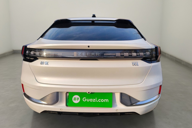 极氪001 2023款 WE版 100kWh车身外观6