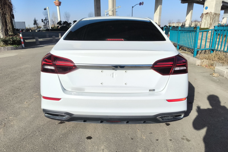 吉利汽车 帝豪 2021款 UP 1.5L CVT舒适型车身外观6