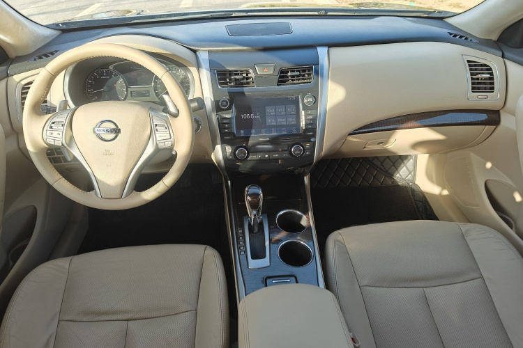 日产 天籁 2013款 2.5L XL领先版中控内饰7004