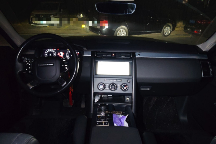 路虎 发现 2020款 3.0 SC V6 30周年特别版中控内饰12