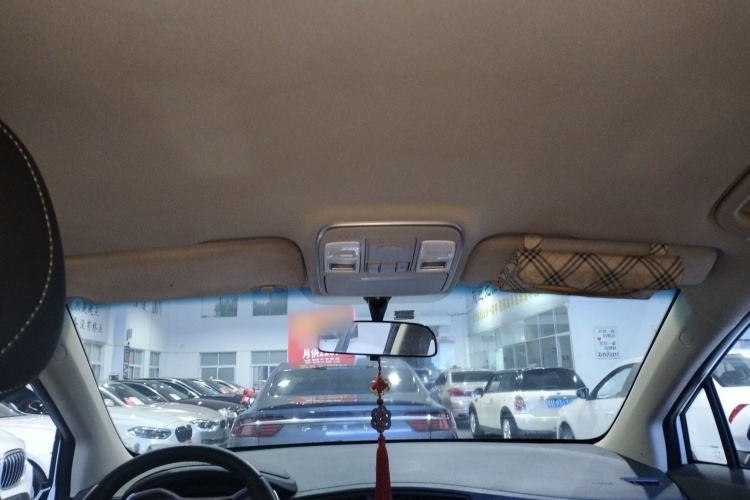 吉利汽车 帝豪GS 2016款 优雅版 1.3T 自动领尚型局部细节22