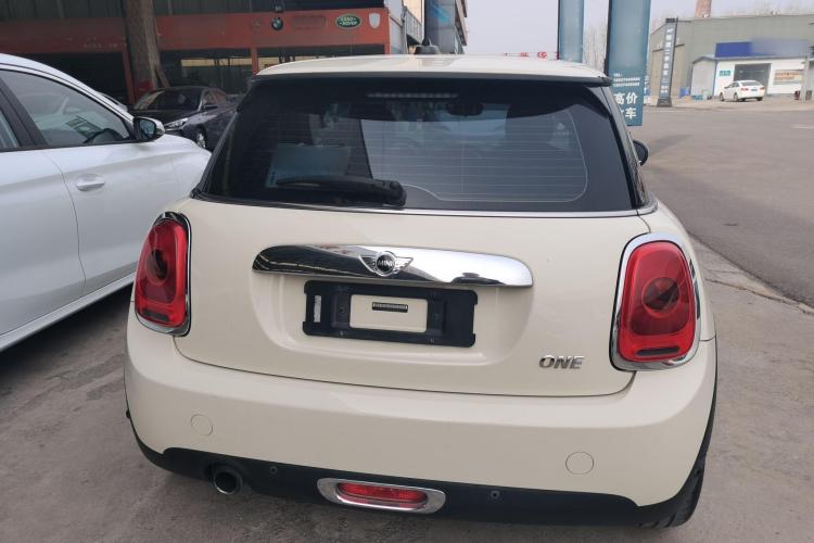 MINI 2016款 1.2T ONE 先锋派车身外观6004