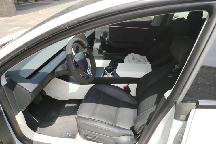 特斯拉 Model 3 2023款 长续航全轮驱动版局部细节19