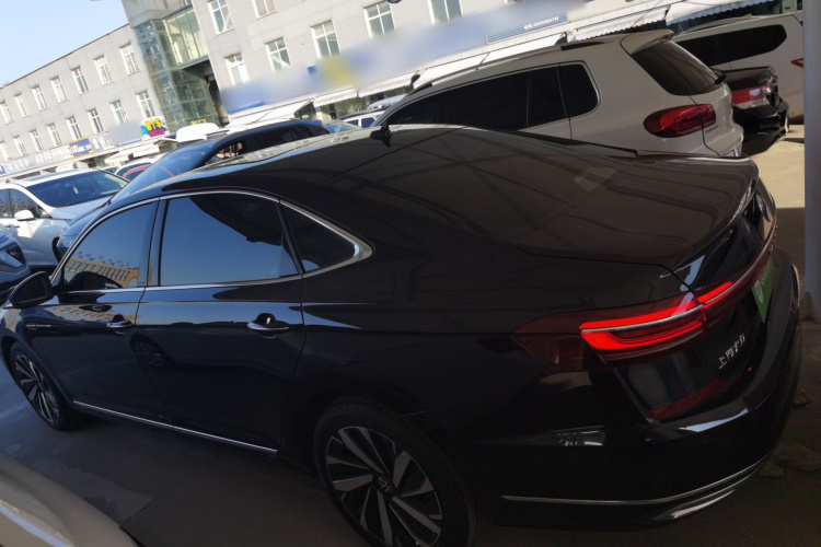 大众 帕萨特 2023款 改款 330TSI 豪华版车身外观4