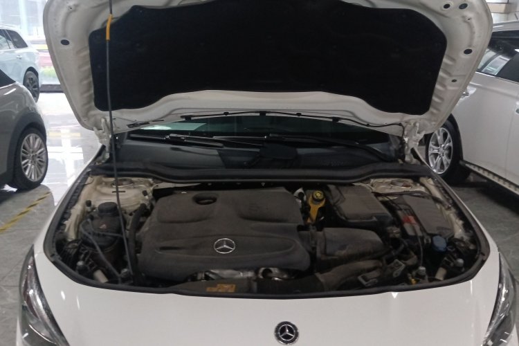 奔驰CLA 2018款 CLA 200 时尚型局部细节24