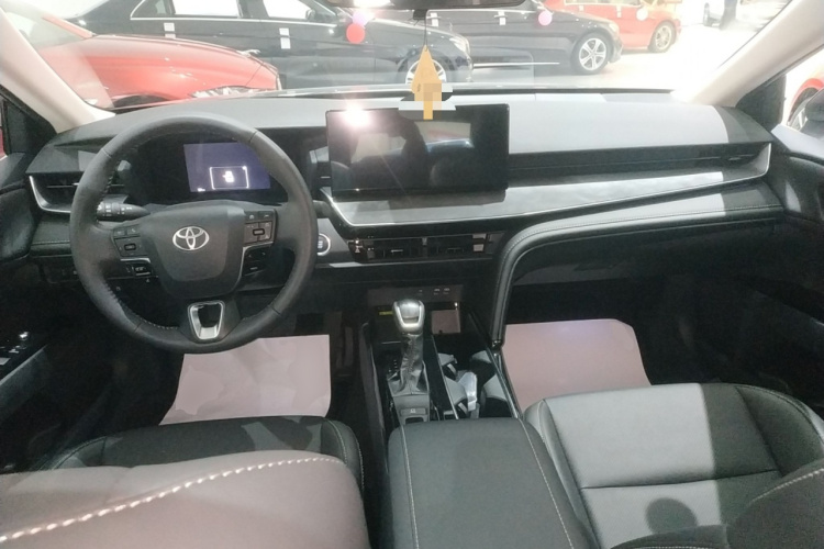 丰田 凯美瑞 2026款 2.0GVP 豪华版中控内饰12