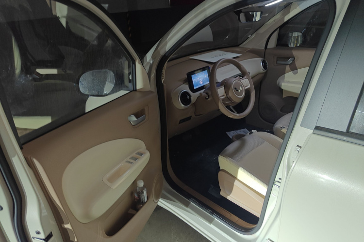 五菱汽车 宏光MINIEV 2025款 四门版 进阶款中控内饰20