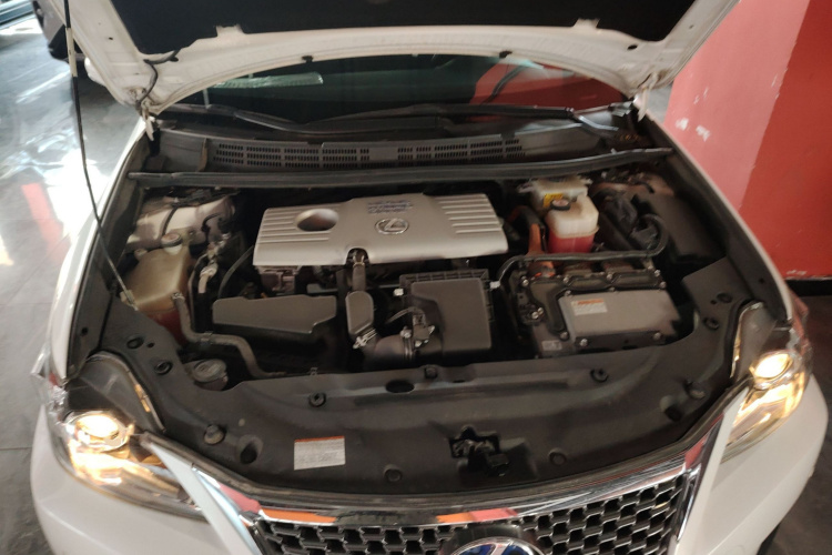 雷克萨斯CT 2017款 CT200h 精英版 单色 国V机舱底盘24