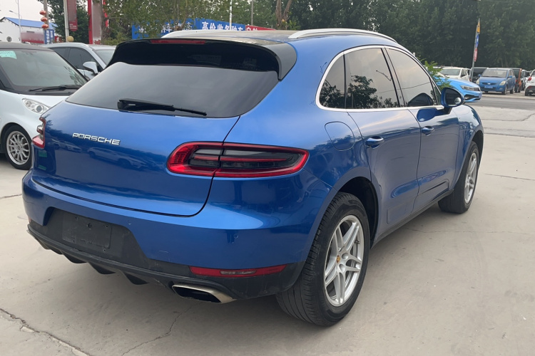 保时捷 2016款 Macan 2.0T车身外观6005