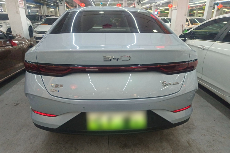 比亚迪 秦PLUS 2025款 DM-i 智驾版 55KM领先型车身外观6