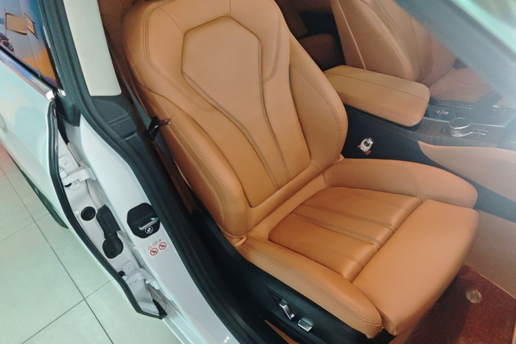 宝马6系GT 2022款 630i 豪华设计套装局部细节41