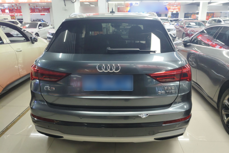 奥迪Q3 2020款 35 TFSI 时尚致雅型车身外观6