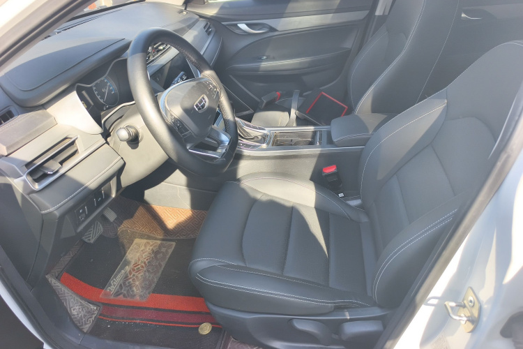 吉利汽车 帝豪 2021款 UP 1.5L CVT豪华型中控内饰19