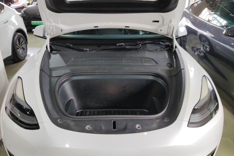 特斯拉 Model Y 2022款 改款 后轮驱动版局部细节24