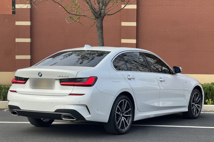 宝马3系 2021款 改款二 325Li M运动套装车身外观6005