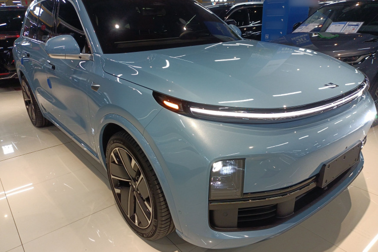 理想汽车 理想L8 2025款 Max 智能焕新版车身外观6002