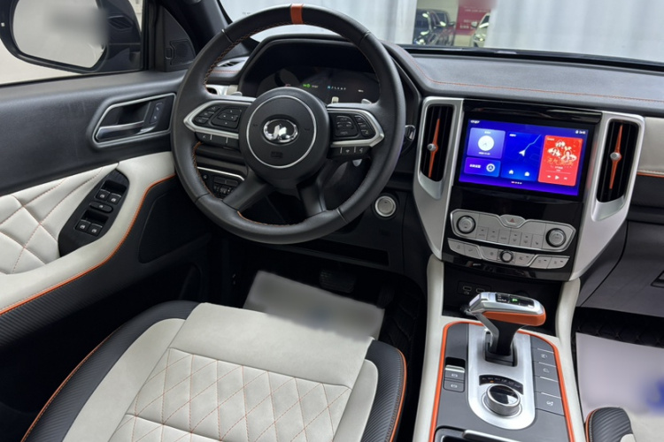 长城 炮 2022款 2.0T黑弹特别版GW4C20B中控内饰7002