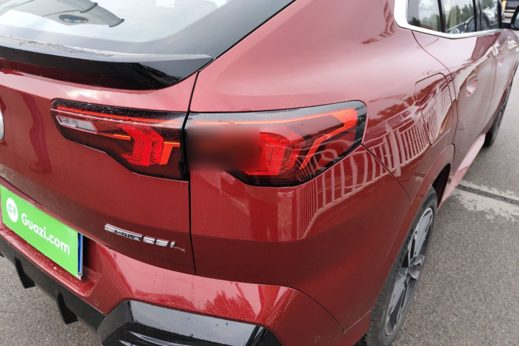 宝马X2(进口) 2024款 sDrive25i M运动套装车身外观9