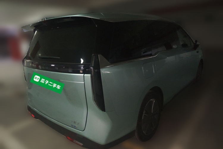 上汽大通MAXUS 大家7 2024款 超混 超长续航版 旗舰版车身外观7