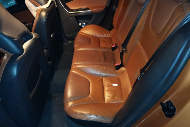 沃尔沃S60(进口) 2012款 T5 智雅版中控内饰7004