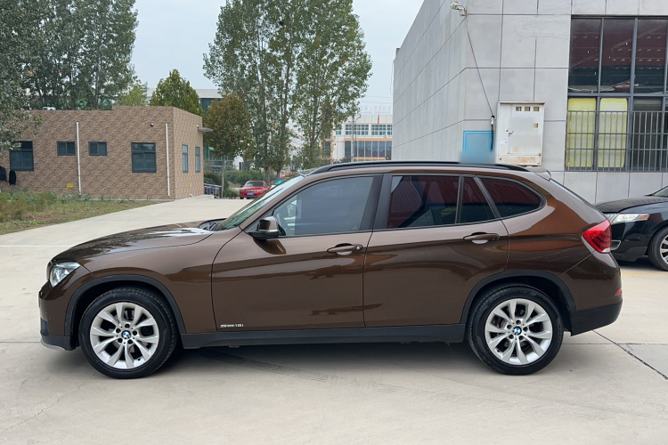 宝马X1 2014款 sDrive18i 时尚型车身外观6007