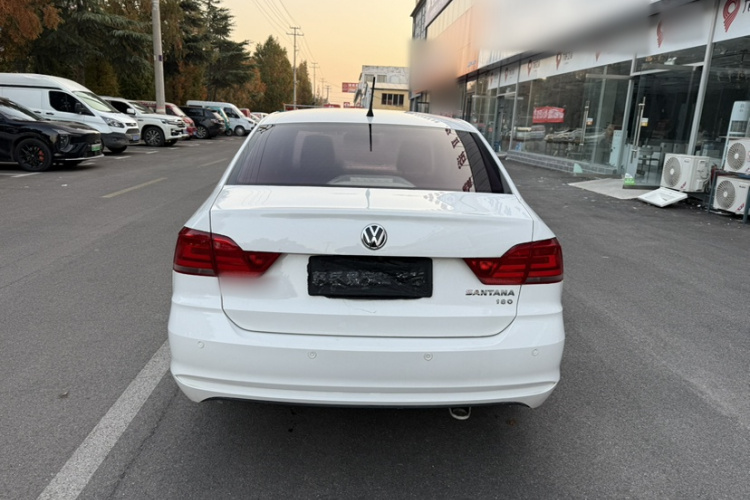 大众 桑塔纳 2016款 1.6L 手动风尚版车身外观6003