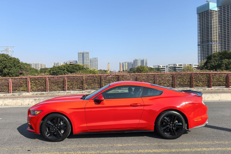 福特 Mustang 2017款 2.3T 性能版车身外观6011