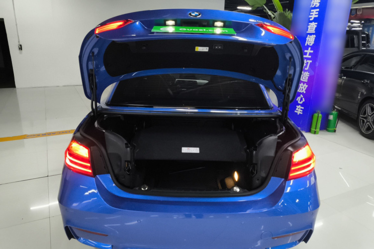 宝马4系 2014款 420i 敞篷风尚设计套装机舱底盘23