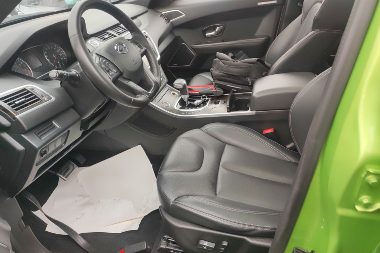 陆风X7 2016款 2.0T 全景尊贵版局部细节19