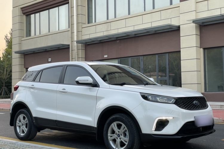 福特 领界 2019款 EcoBoost 145 CVT精领型 国VI车身外观6004